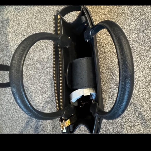 NWT Michael Kors black satchel - Picture 2 of 8